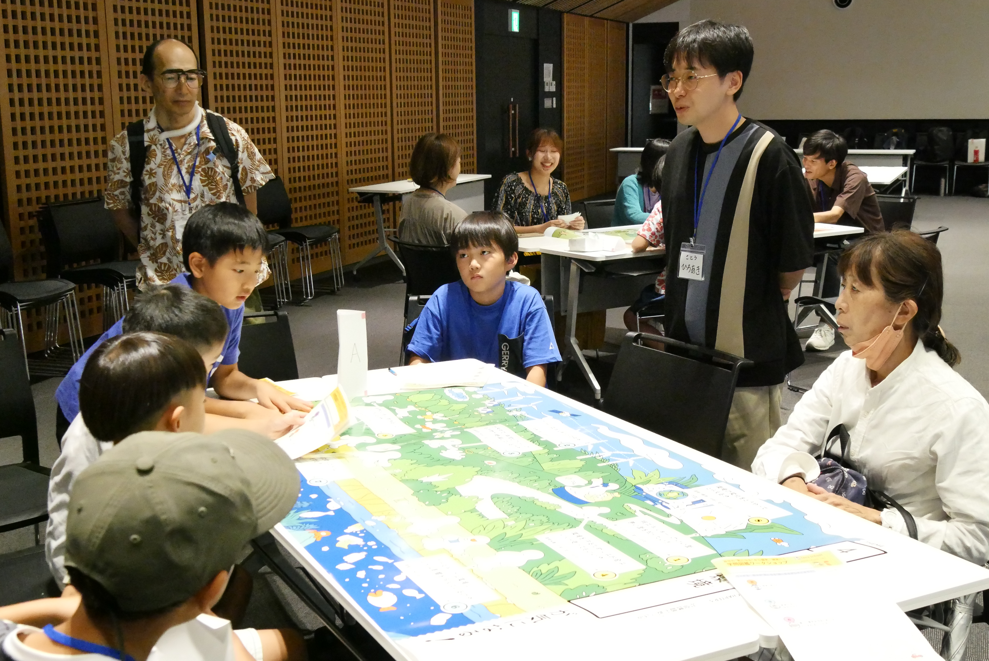 「最後は、若手研究者などのスタッフへの質問タイム」画像